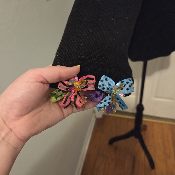 VINTAGE- Design Options Sweater - Picture 4 of 11